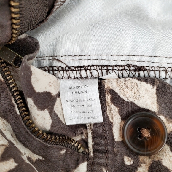 Ann Taylor Loft Women's Brown Tan Animal Print Shorts - Picture 5 of 5